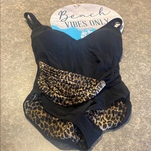 Gottex Black One-Piece Swimsuit with Leopard Accents